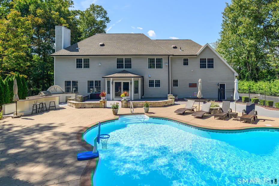 8 Woodridge Lane Photo 35