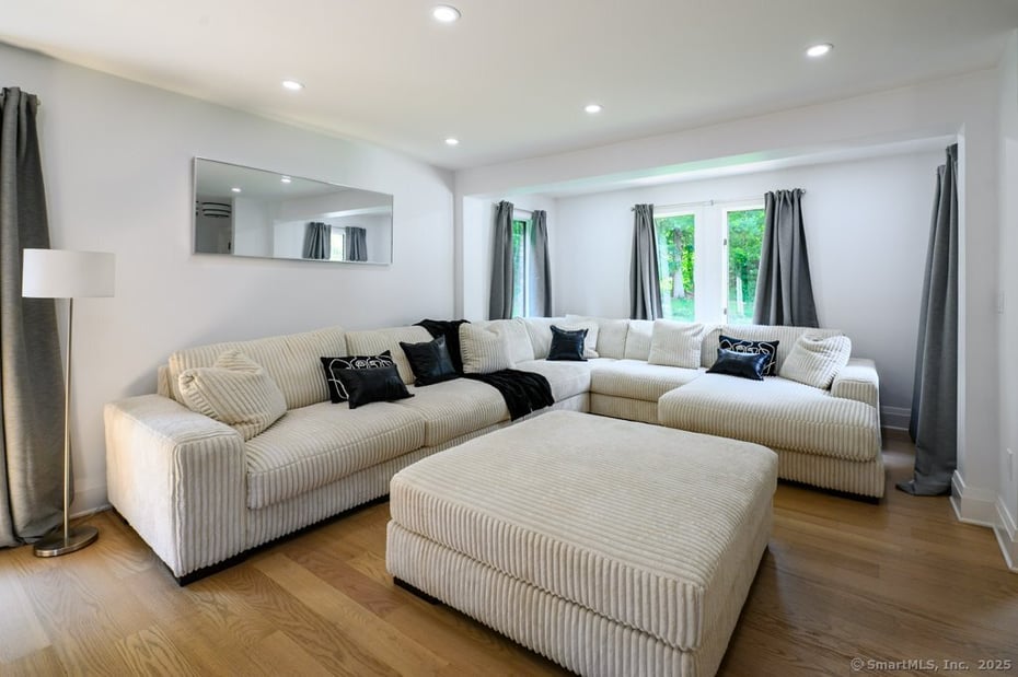 78 Blue Hills Road Photo 32