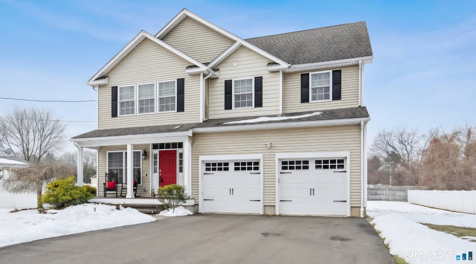 10 Ball Road Photo 31