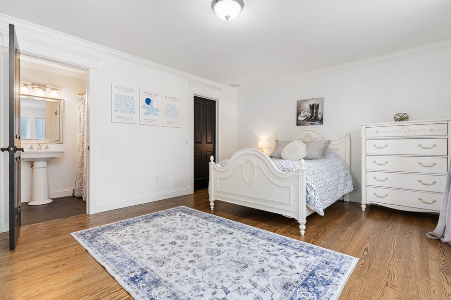 31 Birch Hill Road Photo 37