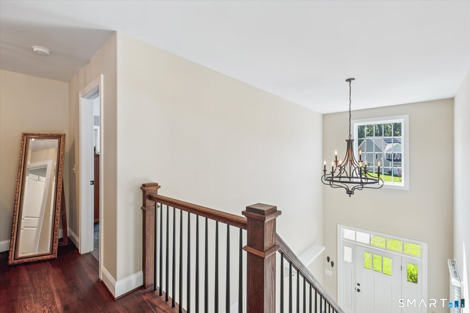 51 Hendricks Lane Photo 15