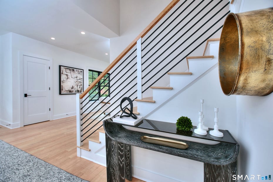 120 West Lane Photo 5