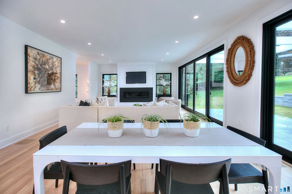 120 West Lane Photo 34