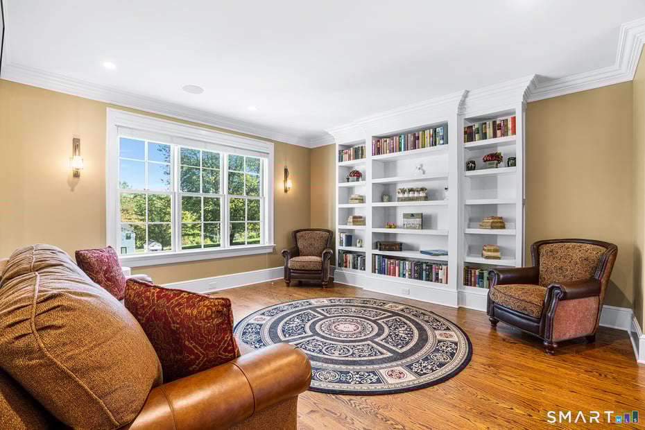 2 Doe Hollow Drive Photo 5