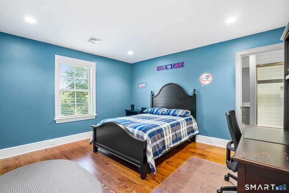 2 Doe Hollow Drive Photo 25