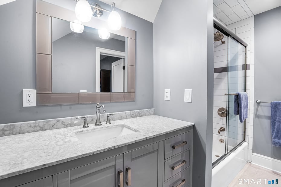 2 Doe Hollow Drive Photo 27