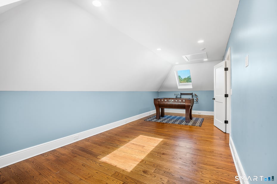 2 Doe Hollow Drive Photo 32