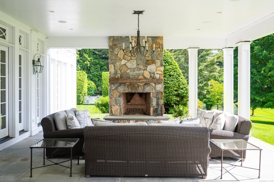 865 Hollow Tree Ridge Road Photo 18