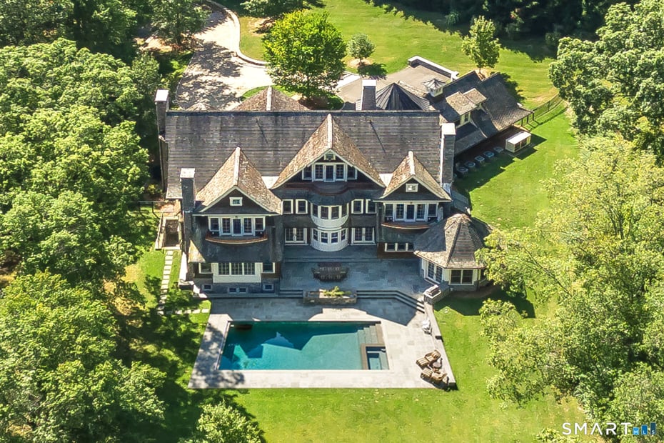 253 Rivergate Drive Photo 2