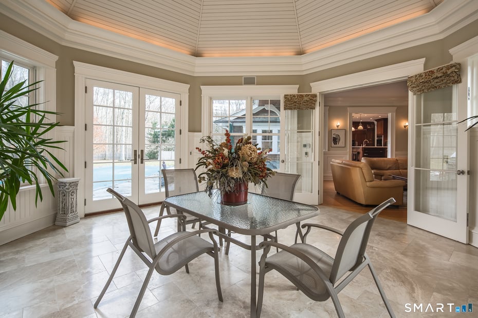 253 Rivergate Drive Photo 14