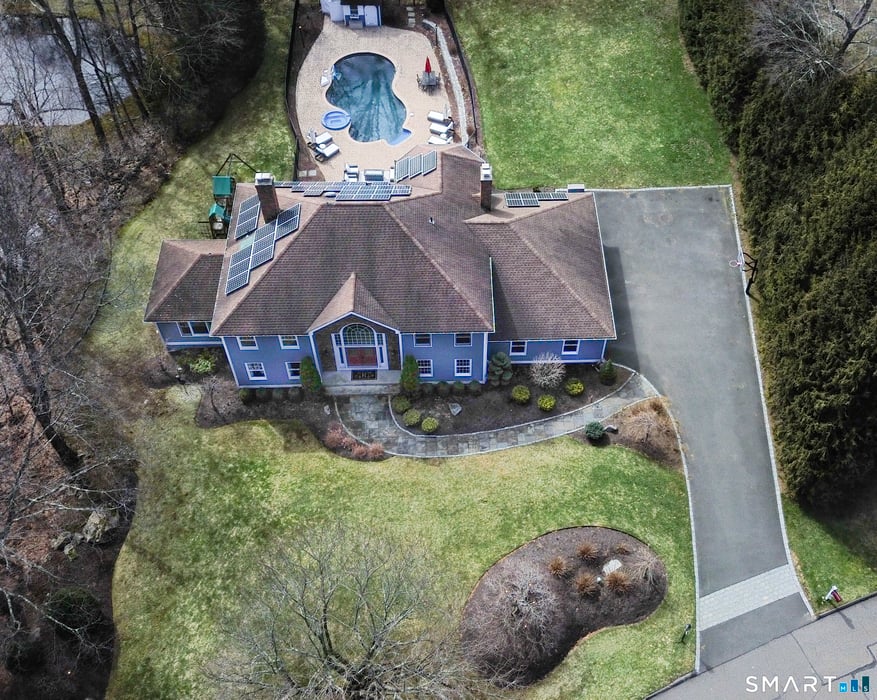 3 Crescent Lane Photo 36