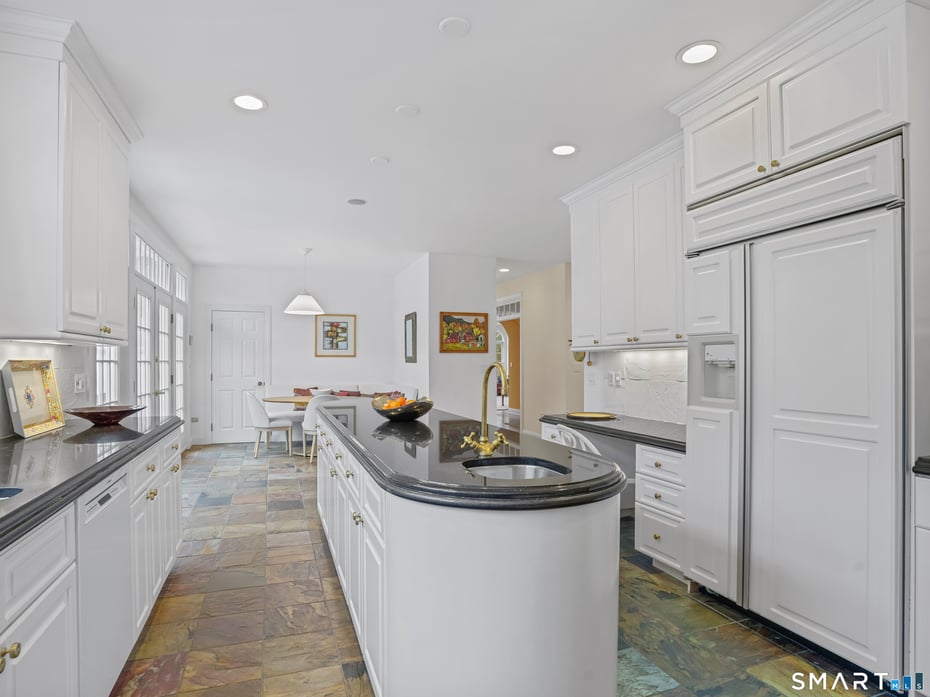 12 Fox Run Drive Photo 6