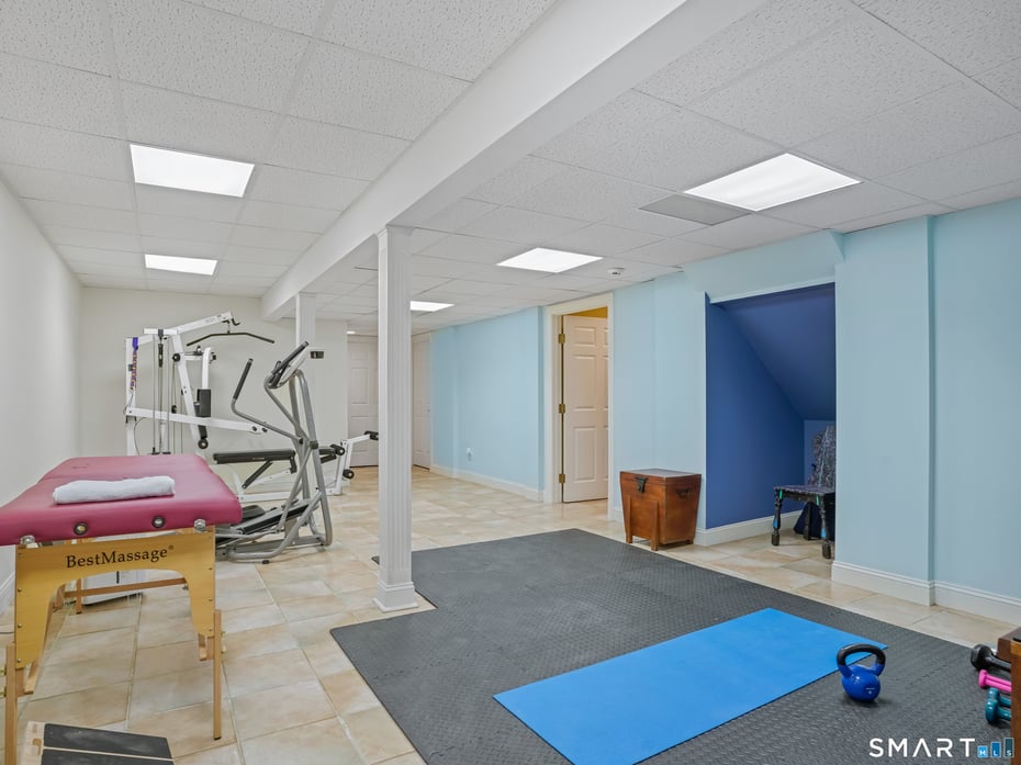 12 Fox Run Drive Photo 20