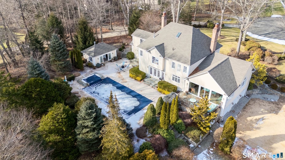 12 Fox Run Drive Photo 24