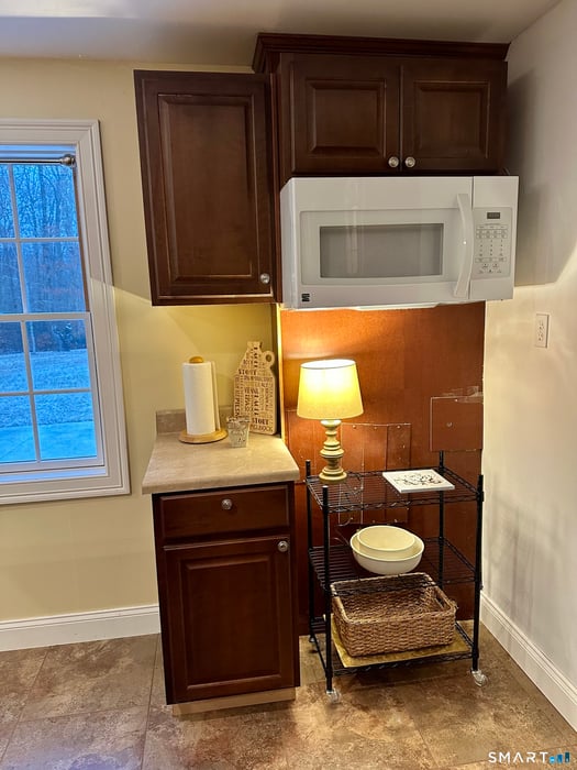 455 Chesterfield Road Photo 17