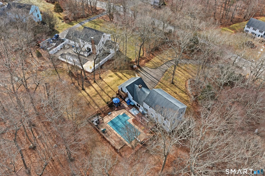 48 Bittersweet Drive Photo 6