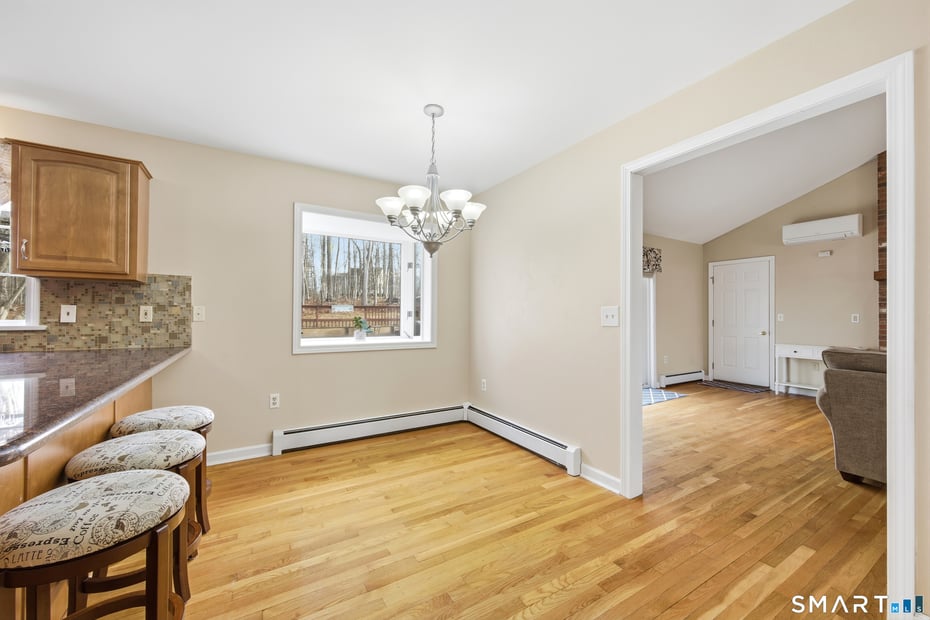 48 Bittersweet Drive Photo 12