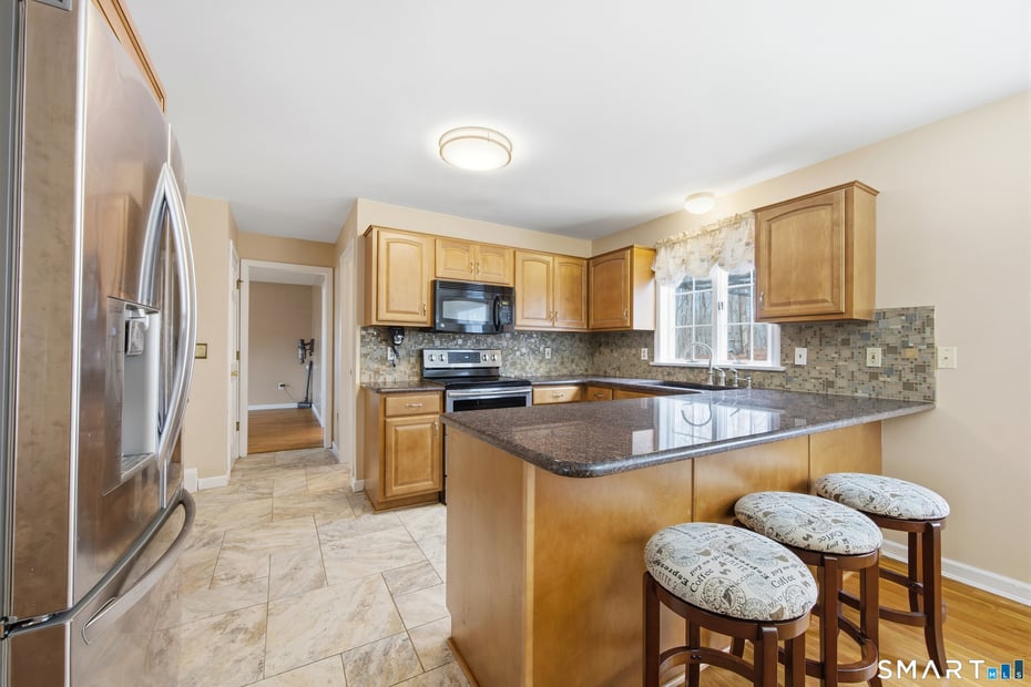 48 Bittersweet Drive Photo 15