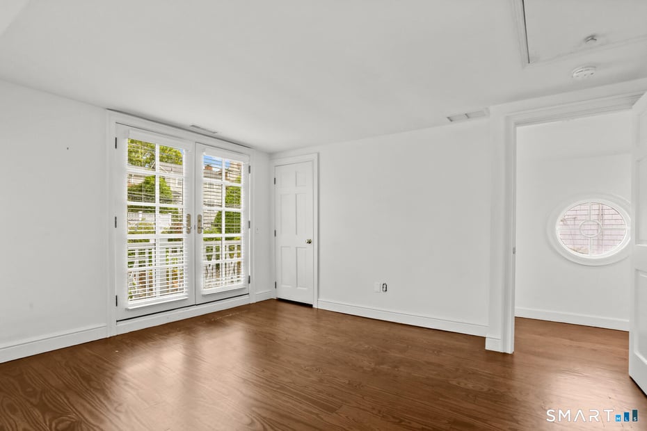 24 Westmere Avenue Photo 29