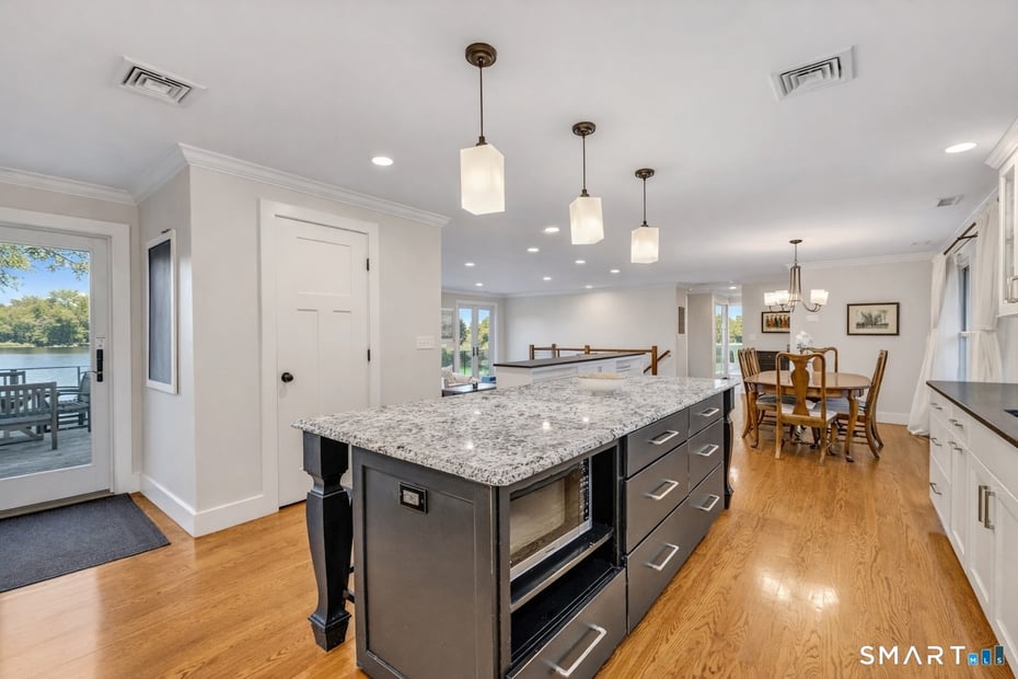 7 Hemlock Trail Photo 15