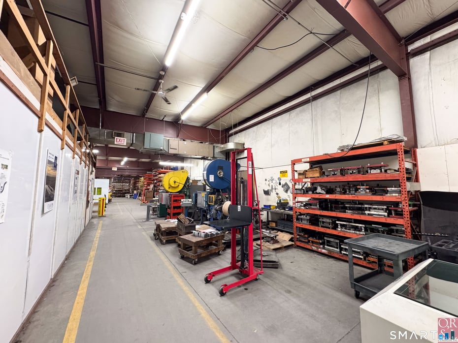 10 Denlar Drive Photo 11