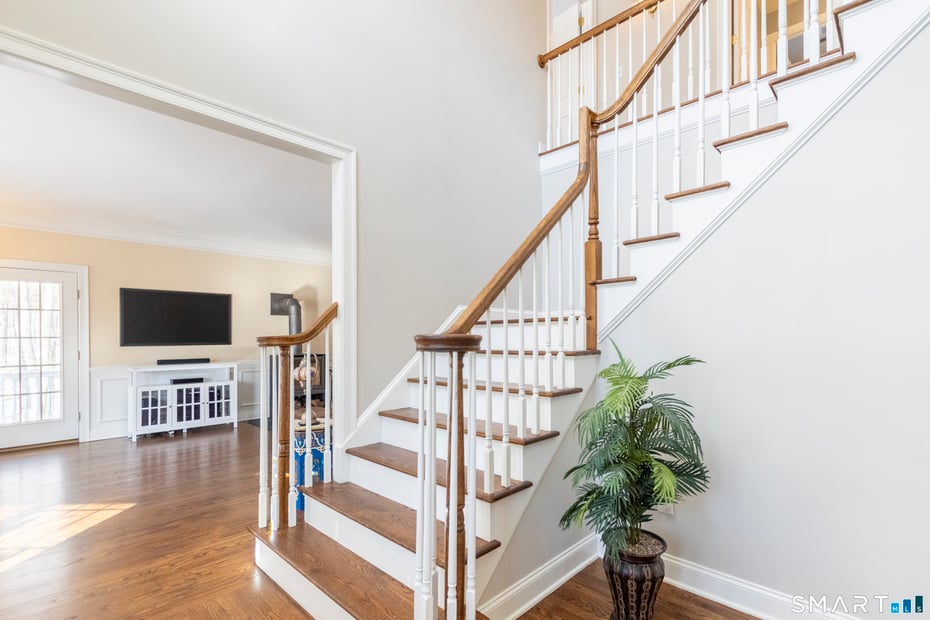 44 Chadwick Court Photo 4