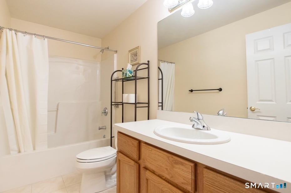 44 Chadwick Court Photo 28