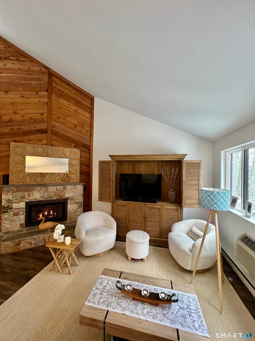 319 Cliffside Drive Photo 16