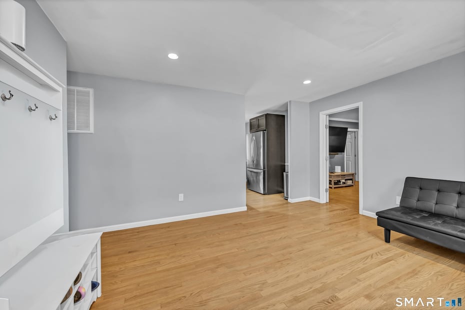 21 Cindy Lane Photo 10