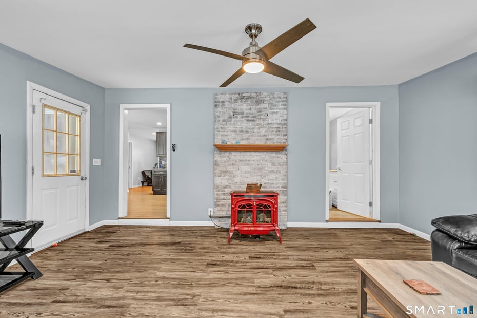 21 Cindy Lane Photo 23