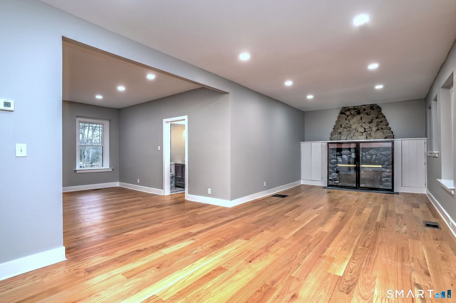 884 Grassy Hill Road Photo 12