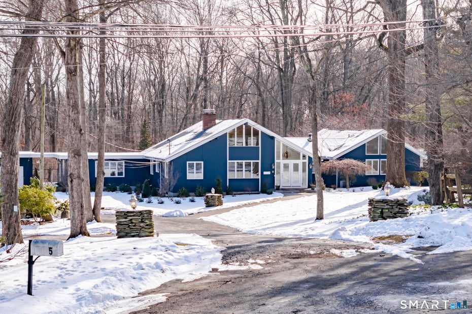 5 Mohawk Lane Photo 2