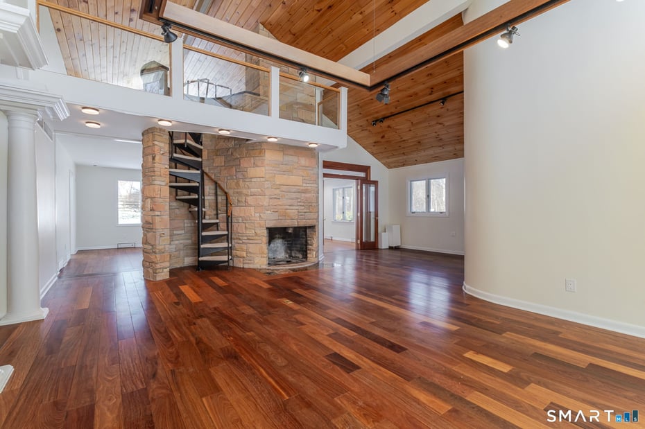 5 Mohawk Lane Photo 6