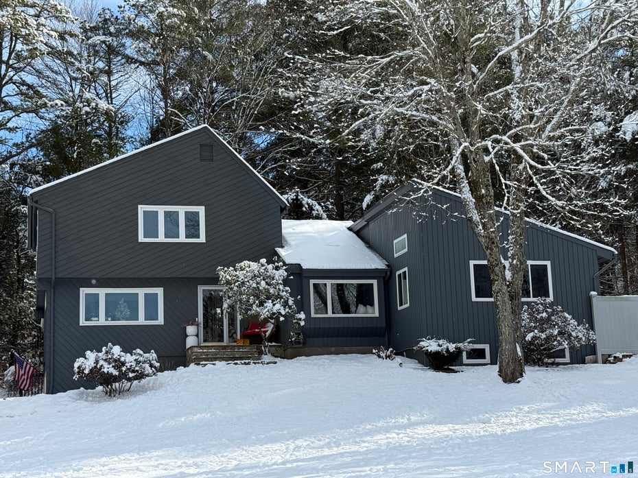 324 Old Farms Road Photo 1