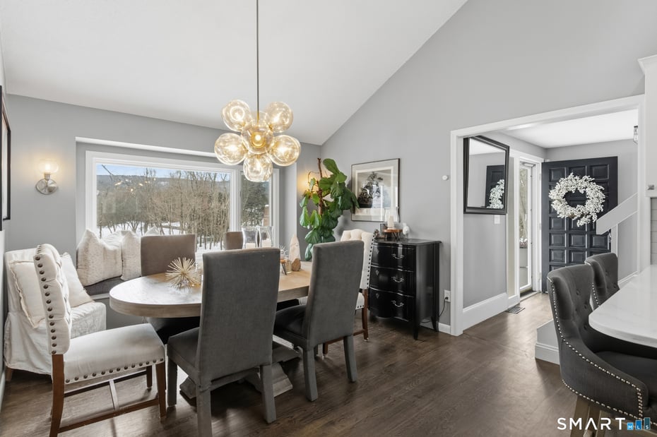 324 Old Farms Road Photo 6