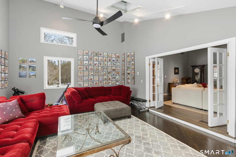 324 Old Farms Road Photo 14