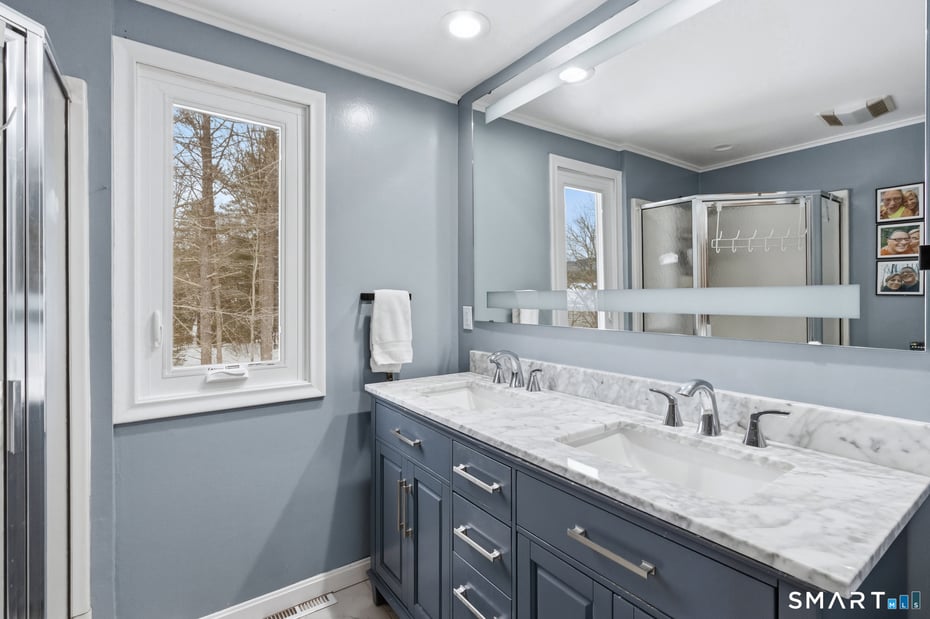 324 Old Farms Road Photo 21