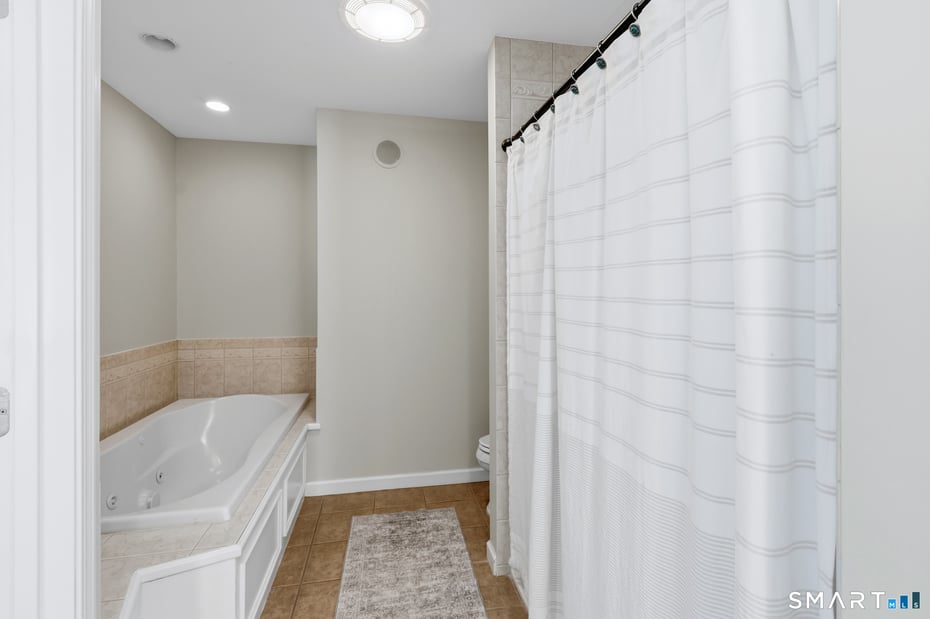 324 Old Farms Road Photo 36