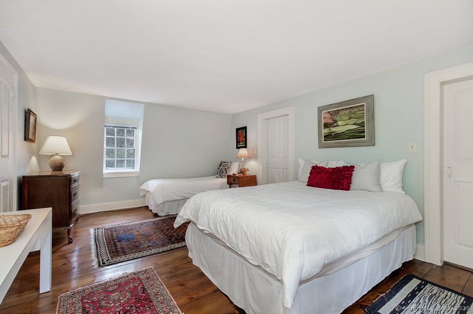 71 Beecher Road Photo 16