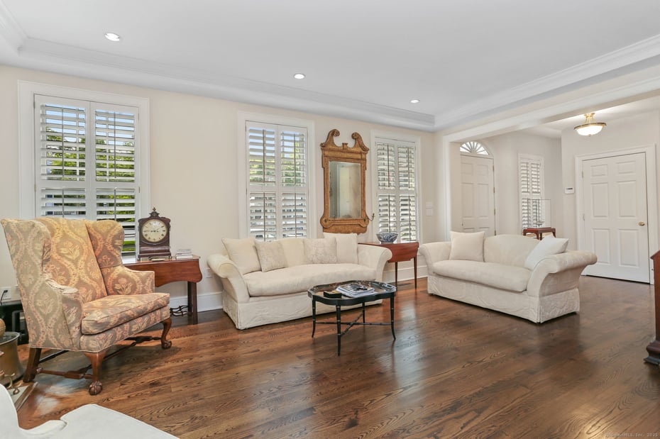 2 Elmwood Drive #2 Photo 8