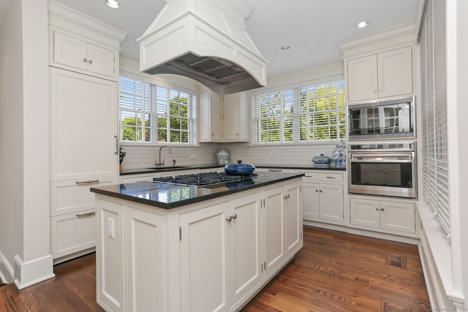 2 Elmwood Drive #2 Photo 12