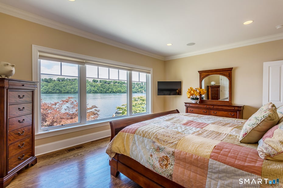 164 North Lake Shore Drive Photo 19