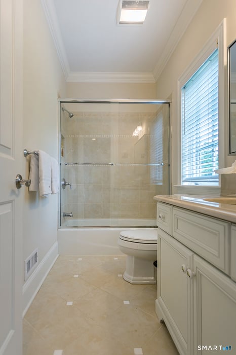 164 North Lake Shore Drive Photo 24