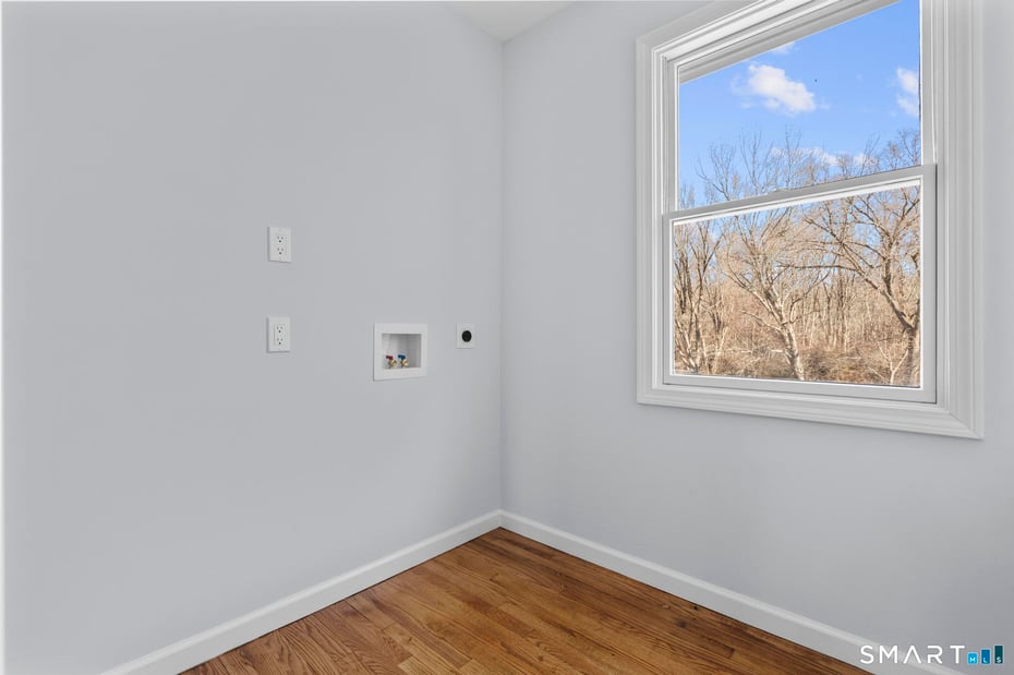 309 Twin Lakes Road Photo 17