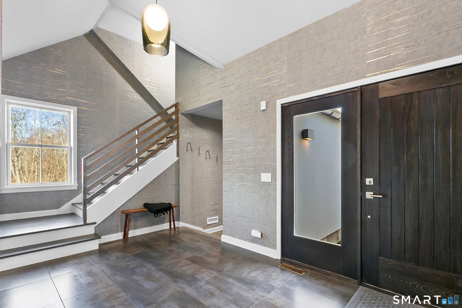 30 Lords Highway Photo 3