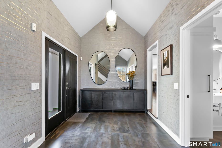 30 Lords Highway Photo 22