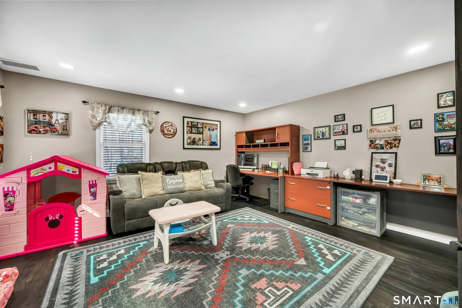 24 Colonial Ridge Drive Photo 15