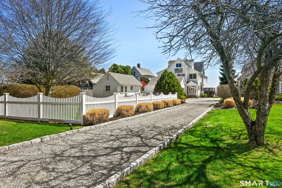 413 Ocean Avenue Photo 2