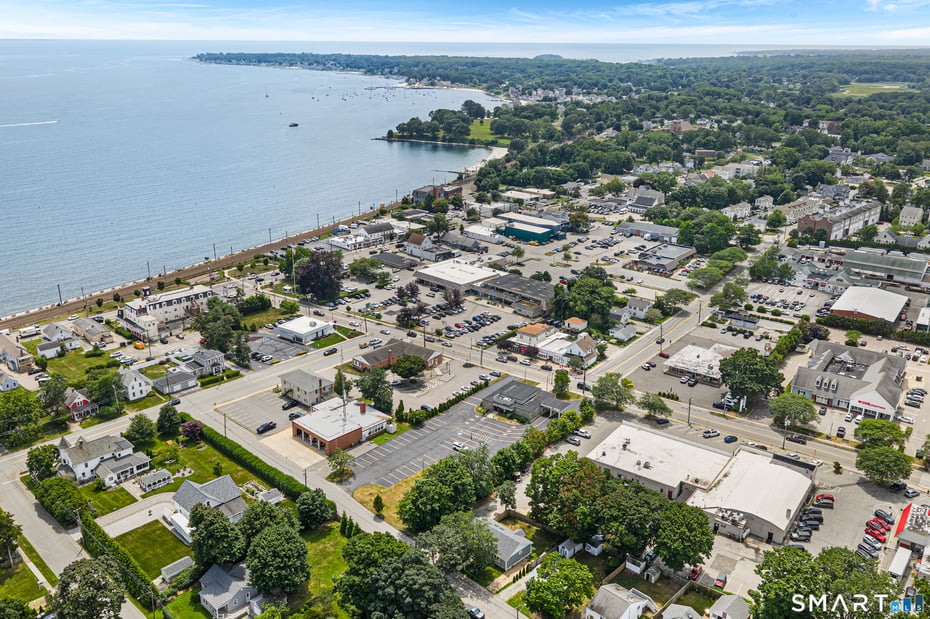 43 Pennsylvania Avenue Photo 5