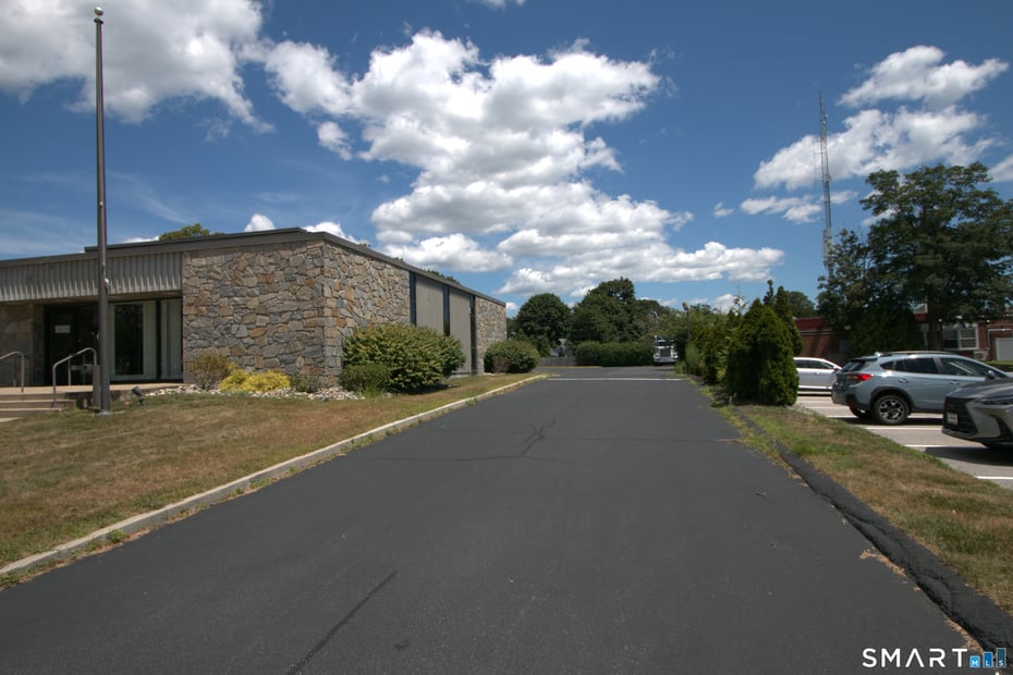 43 Pennsylvania Avenue Photo 30